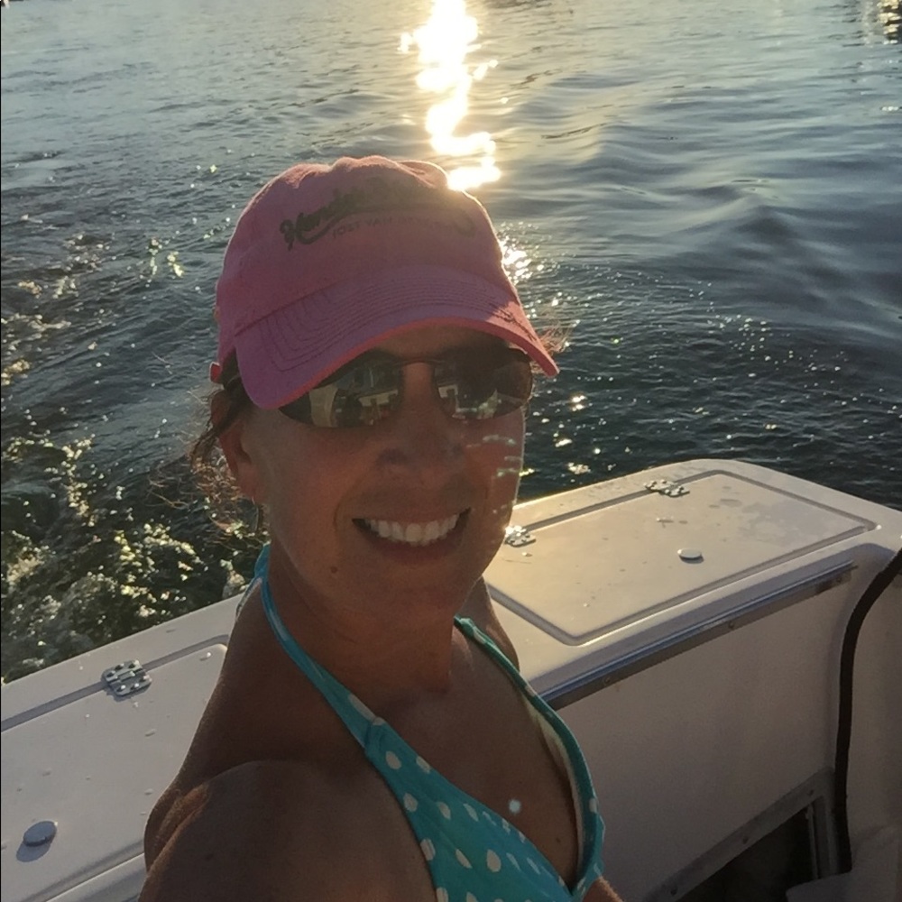 Meet your Posher, Amy